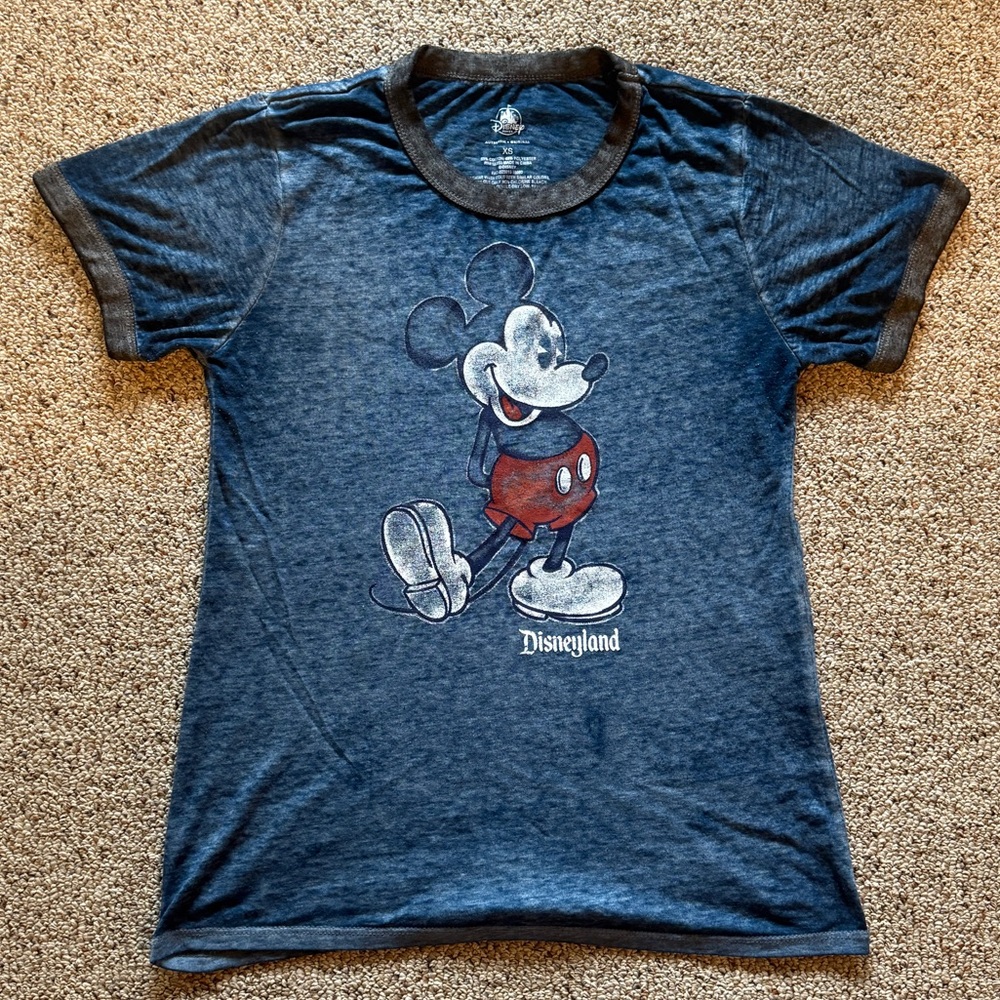 Disneyland Mickey Mouse blue t-shirt